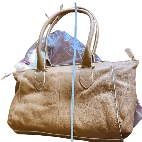 Etienne Aigner, Camel, Leather, Shoulder Bag - Picture 10 of 16